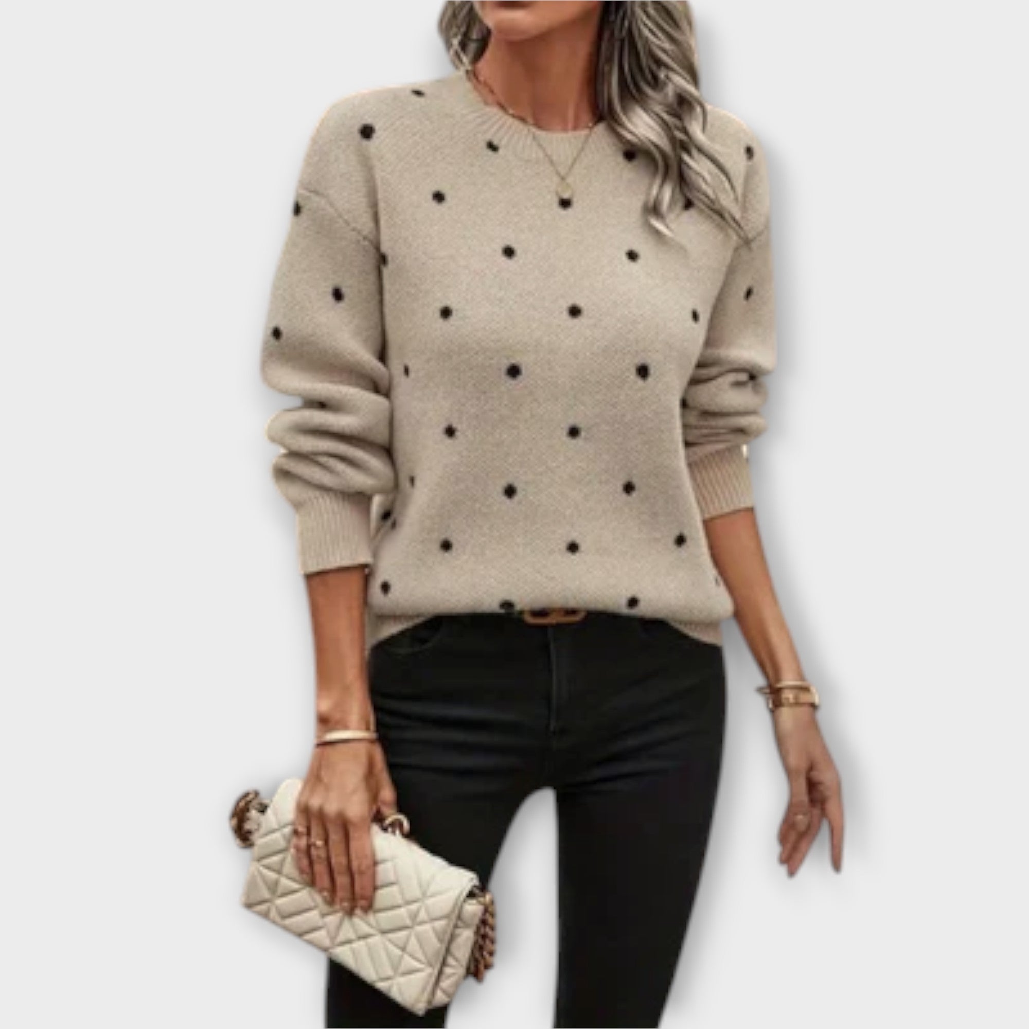 Eva | Light knitted jumper with polka dots