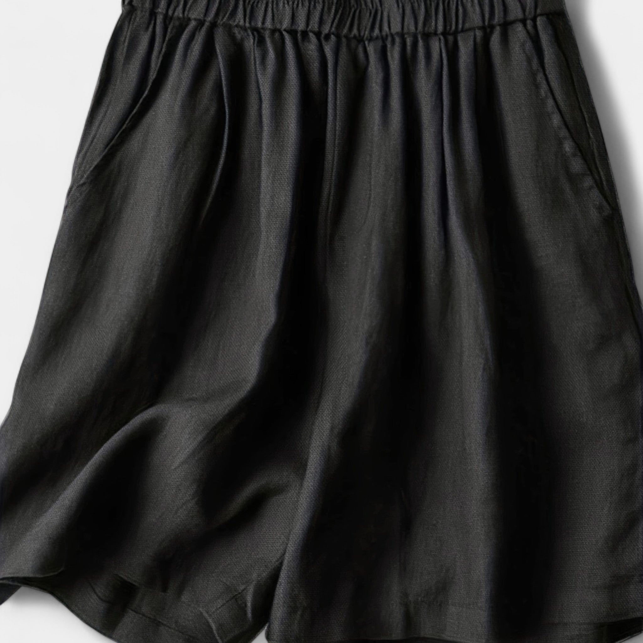 Mara | Shorts