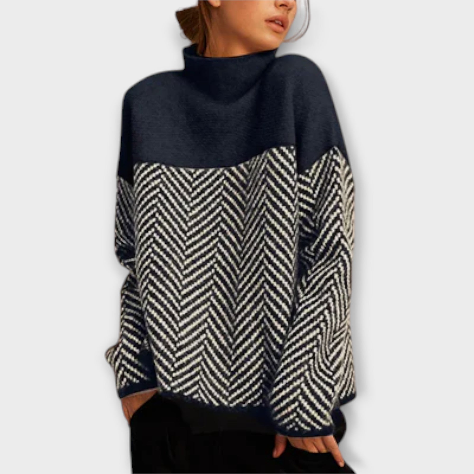 Petra | Elegant women's roll-neck jumper with patterned design