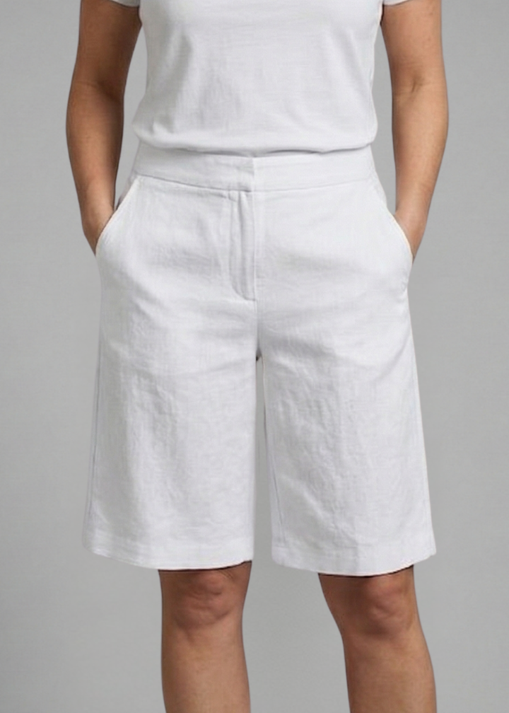 Freya | Women’s Shorts with Elastic Waistband and Side Pockets