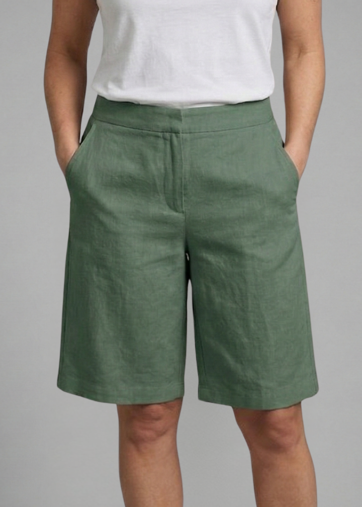 Freya | Women’s Shorts with Elastic Waistband and Side Pockets
