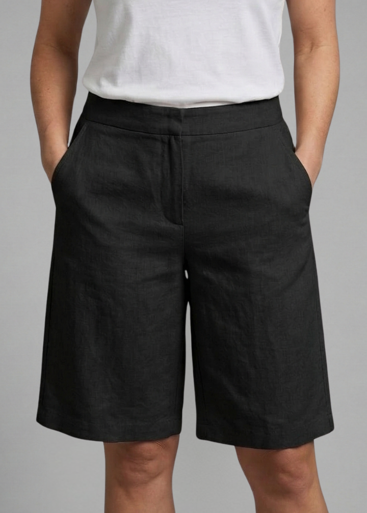 Freya | Women’s Shorts with Elastic Waistband and Side Pockets