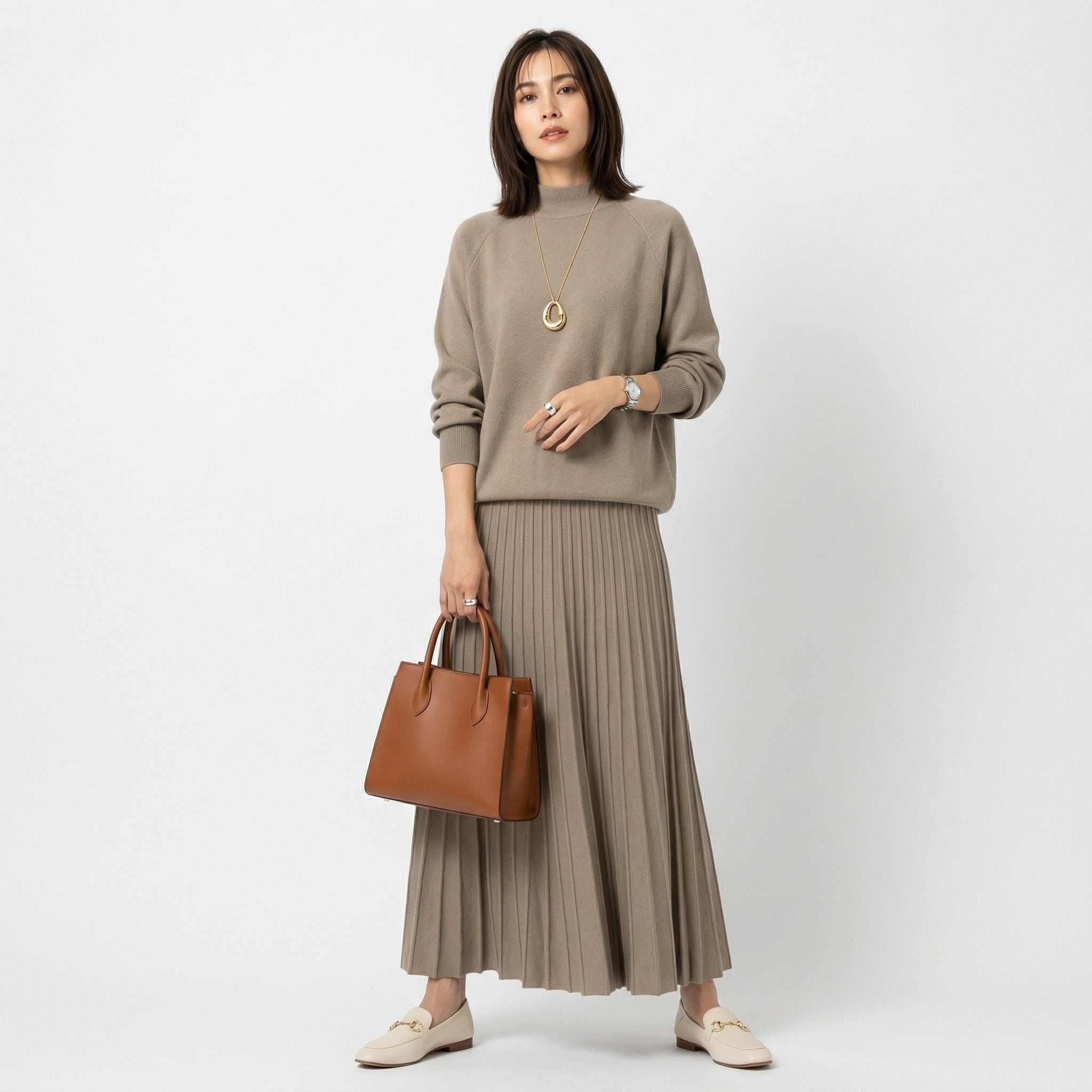 Filipa | Knit Set and Pleated Skirt