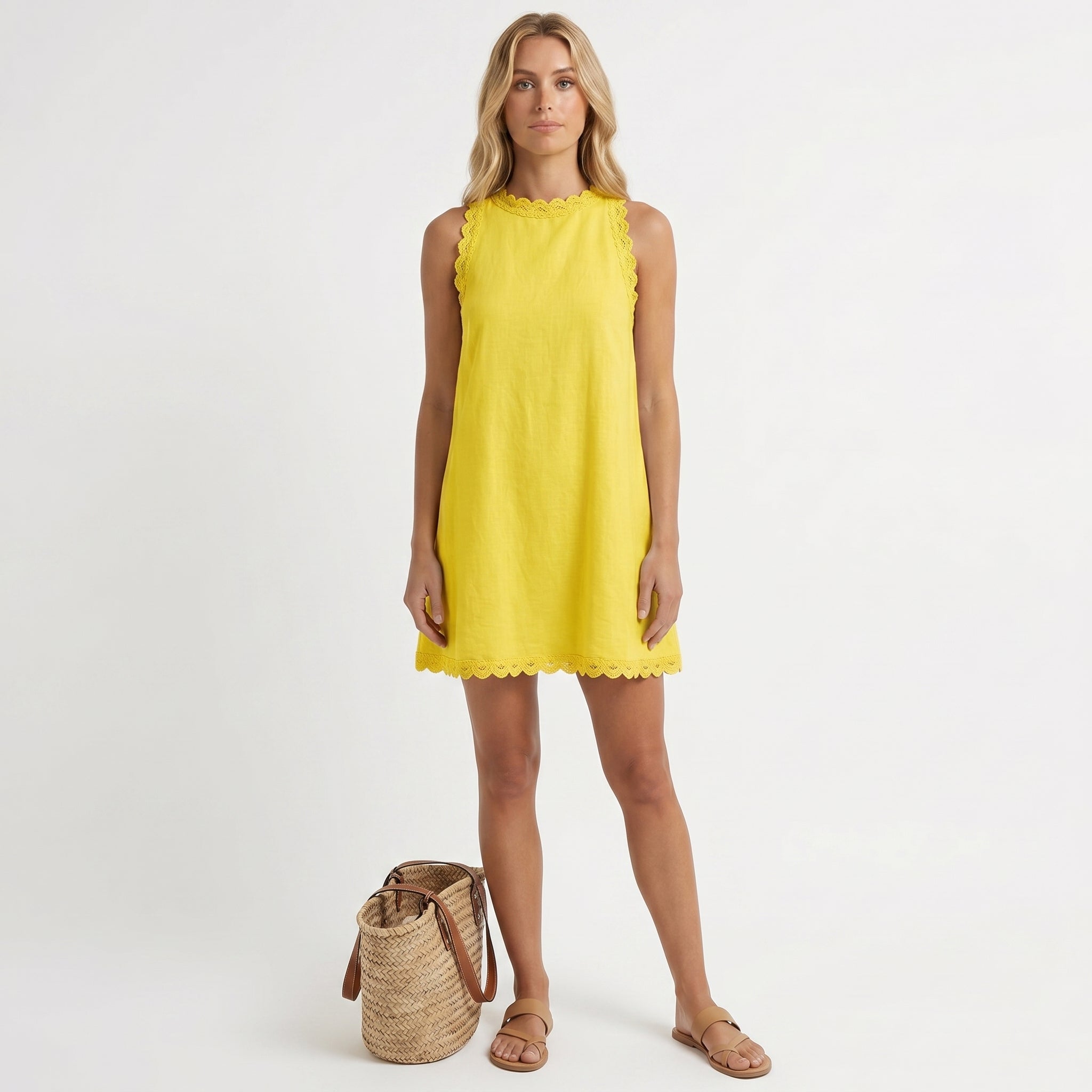 Paula | Dress with Style and Lightness