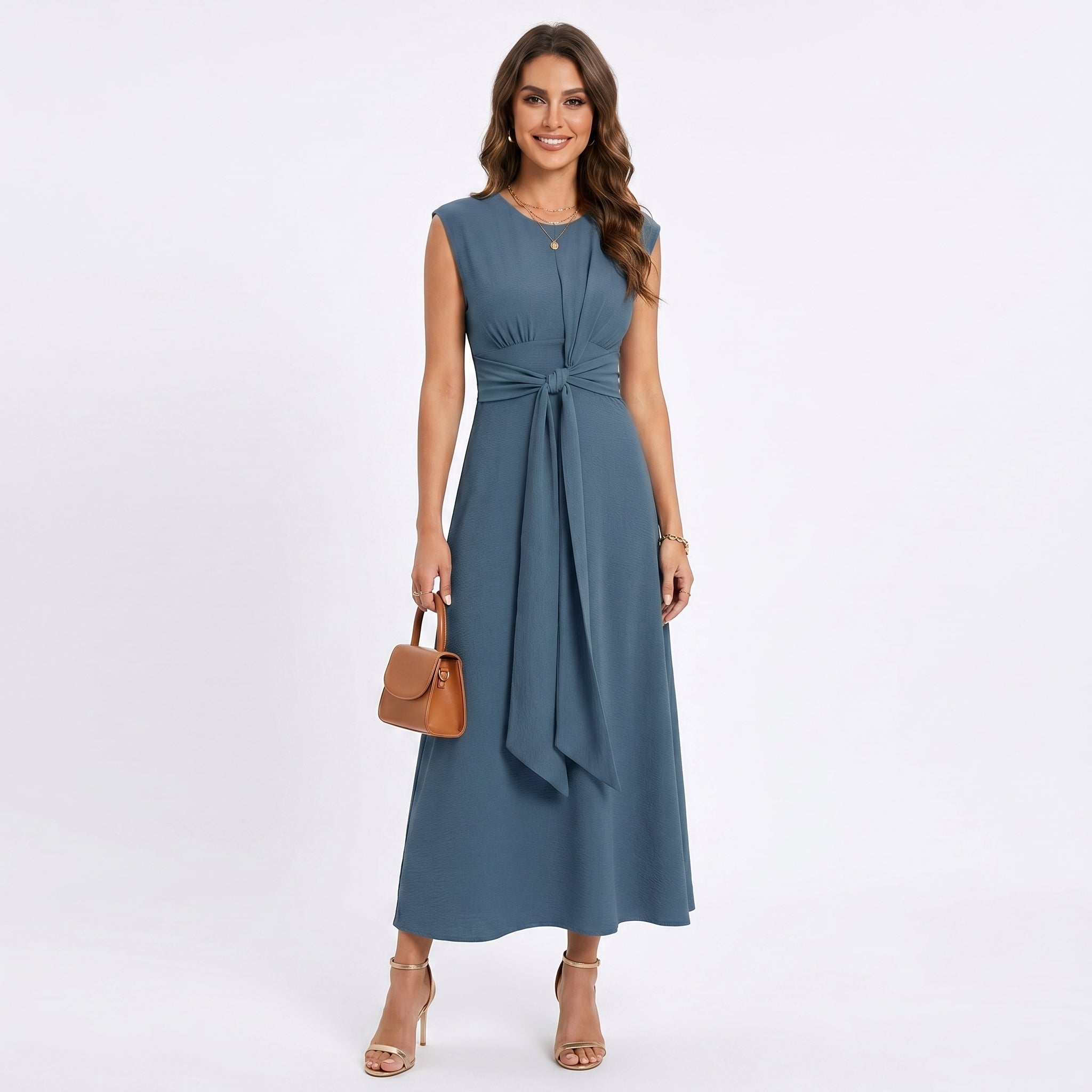 Emilie | Elegant sleeveless maxi dress with round neckline